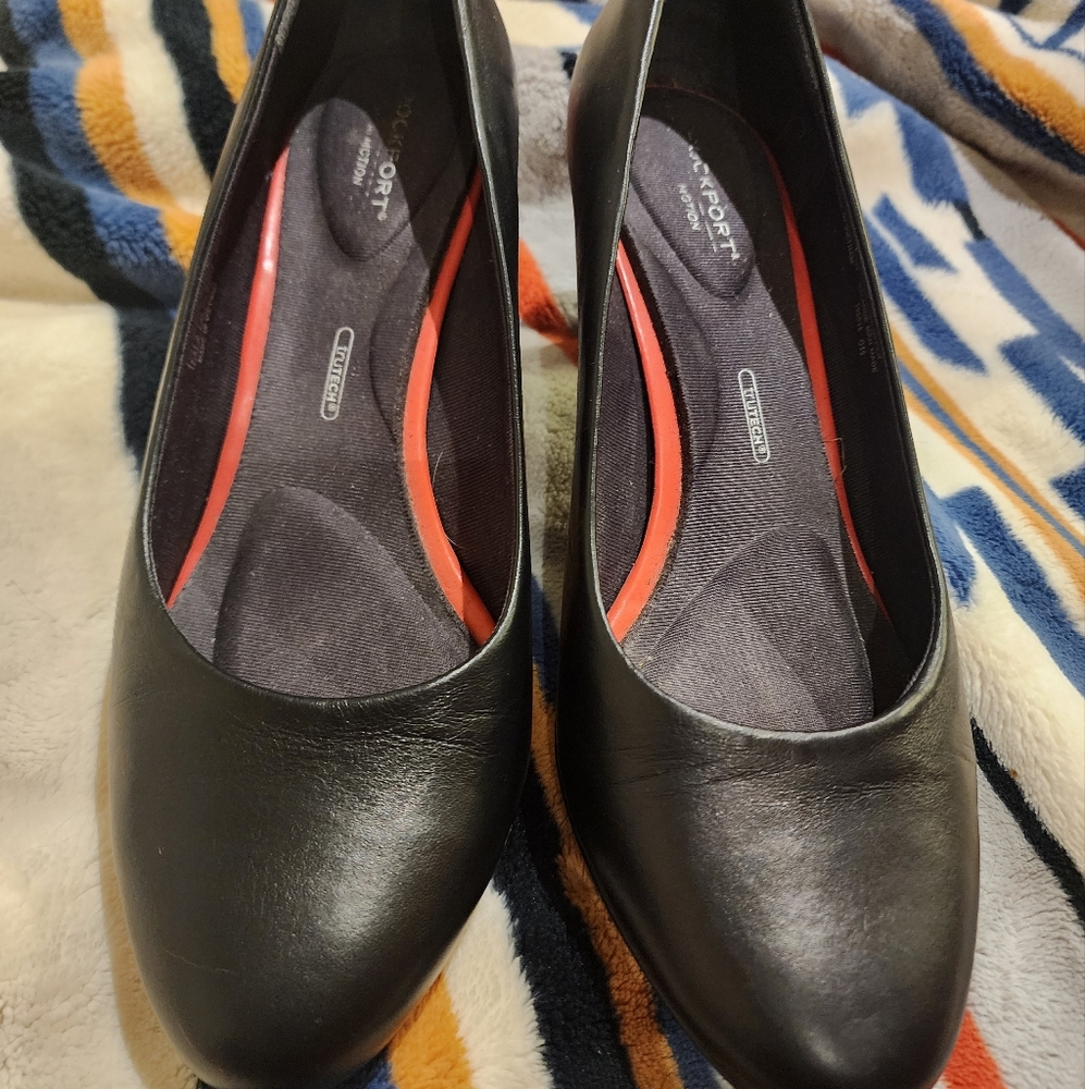 Rockport Women's Black Pumps